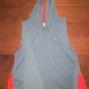Under Armour Grey and Orange Sleeveless/Muscle Hoodie Size Large